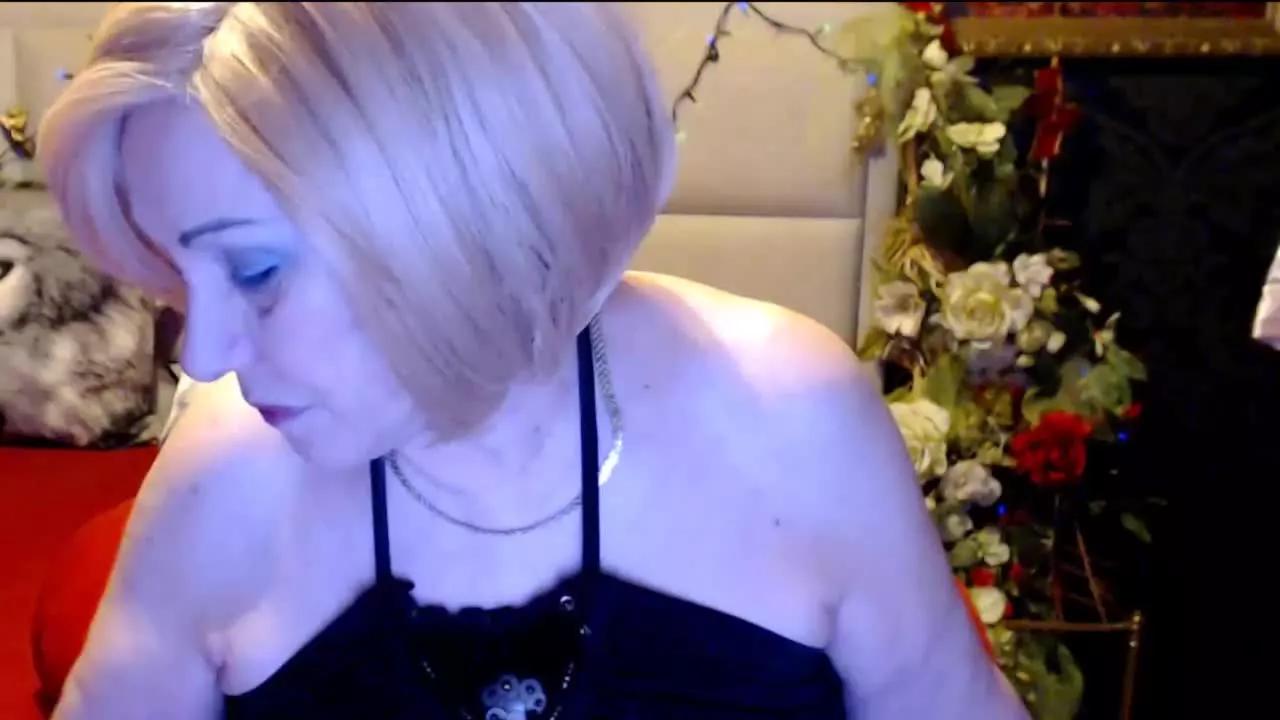 tendergranny on Streamray 