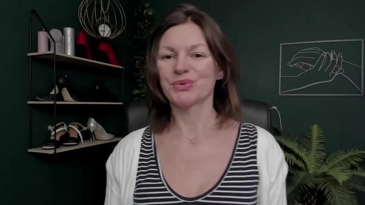 Freechat VivianTasty on Streamray