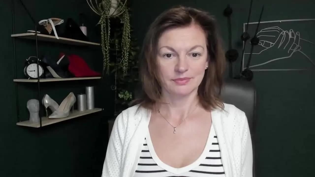 Freechat VivianTasty on Streamray