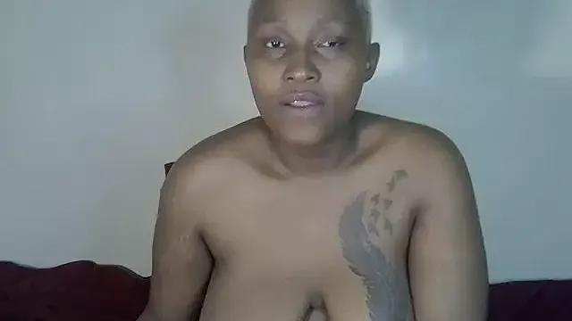 AmberdiamondMMMM on StripChat 