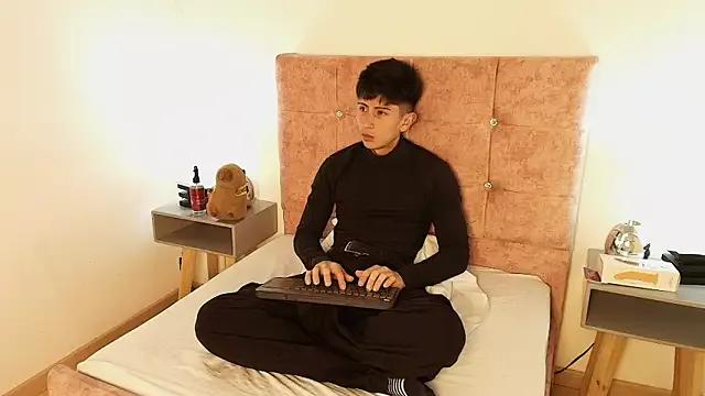 Andy_Justgame on StripChat 