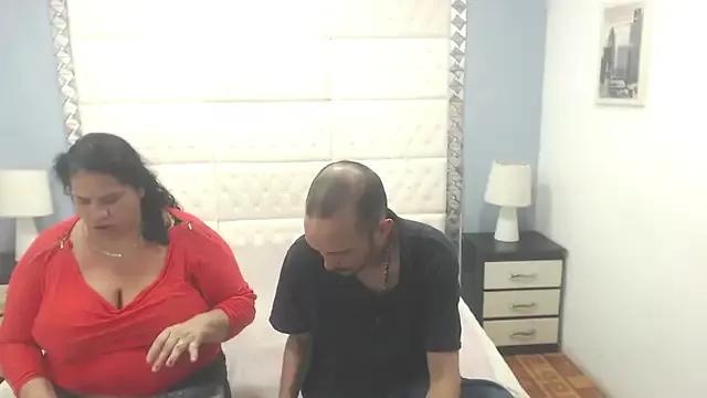 Candy_and_Jh0n on StripChat 