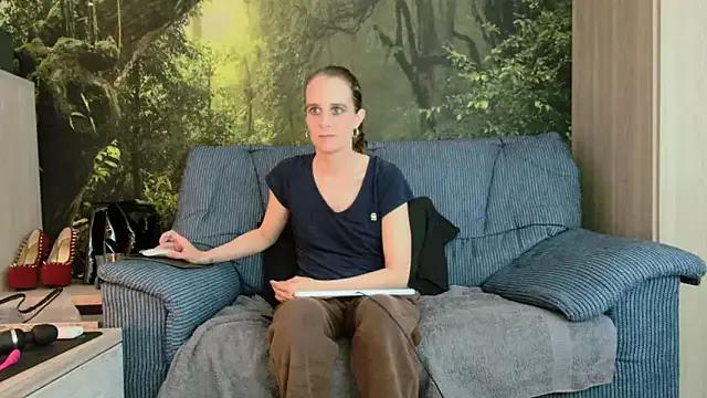 Chantalee on StripChat 