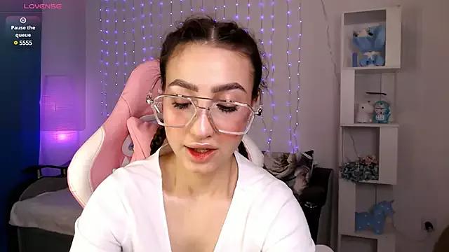 Chloe_Keller on StripChat 
