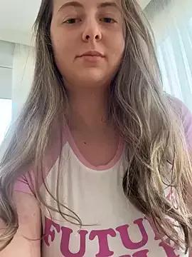 curvyflawless on StripChat 
