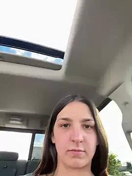 DoriDeluxe66 on StripChat 