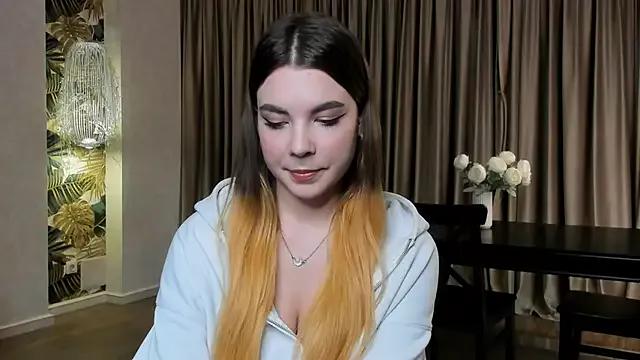 EditaEdge on StripChat 