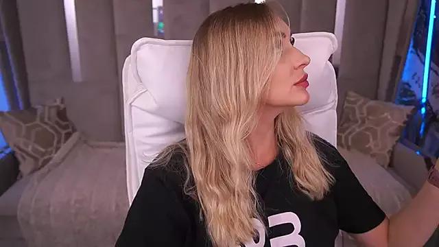 GraceCandy on StripChat 