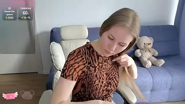 IsabelAllen on StripChat 