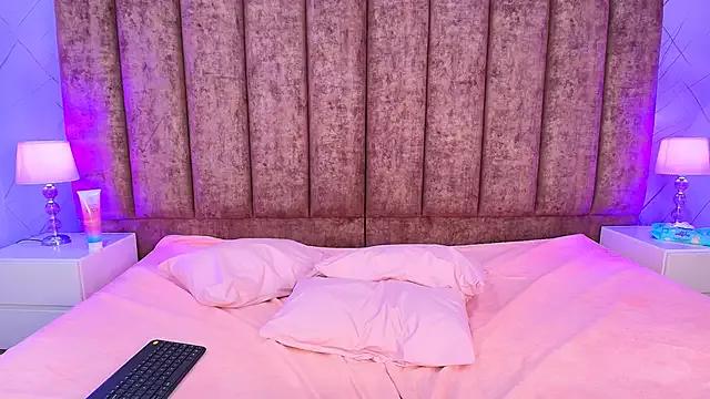 katy_usha on StripChat 