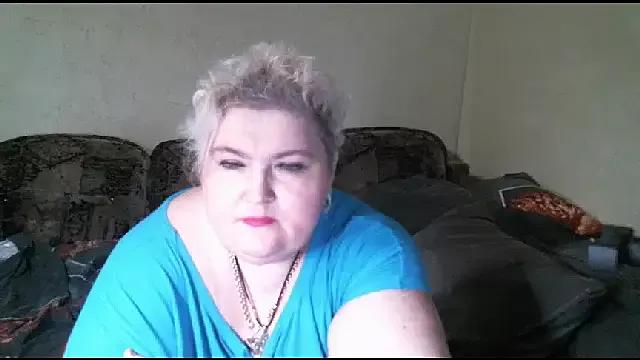 Lana555 on StripChat 