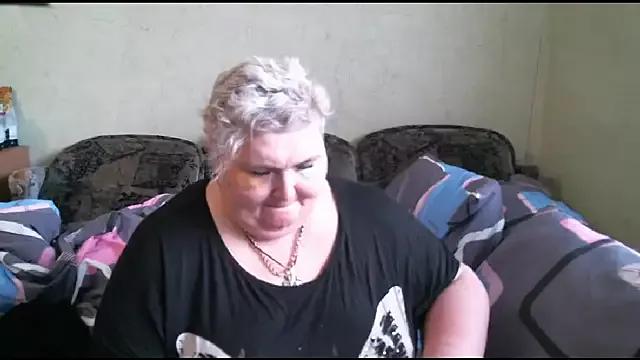 Lana555 on StripChat 
