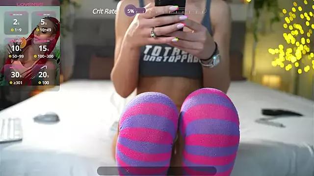 Lorettelorena on StripChat 