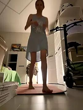 MollyStory on StripChat