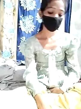 Naughty-Khusi on StripChat 