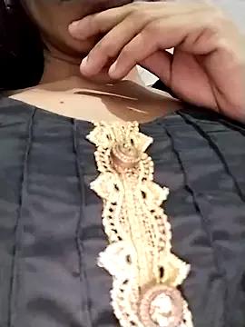 Naughty-Khusi on StripChat 