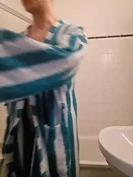 nickdtr on StripChat 