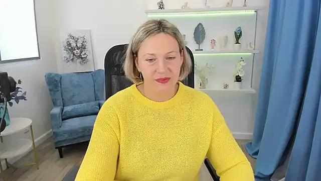 NinaStarle on StripChat