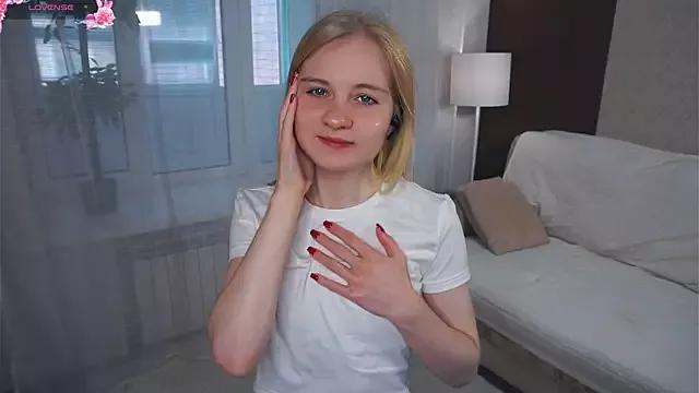 OdelinaFicken on StripChat 