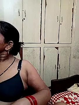 reemacouple007 on StripChat 