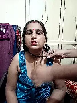 reemacouple007 on StripChat 