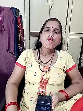 reemacouple007 on StripChat 