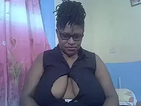 sexy_bigboobss on StripChat 