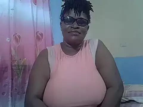 sexy_bigboobss on StripChat 