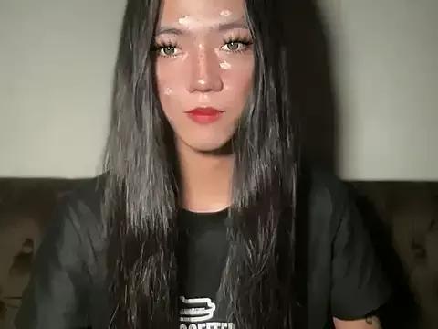 slimladyxoxo on StripChat 