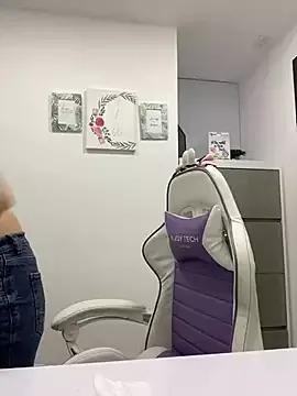 SophiaLaurens on StripChat 