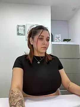 SophiaLaurens on StripChat 