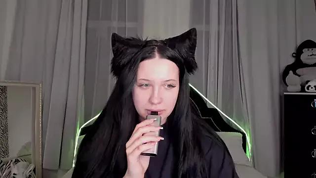 UR_MADDY on StripChat 