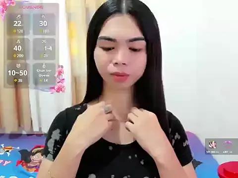 UrHotSexyShine on StripChat 