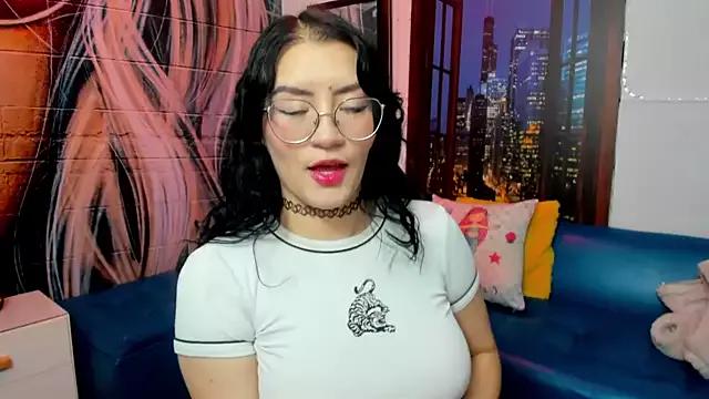 Violetaa_diazz on StripChat 