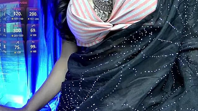 wow-simran on StripChat 