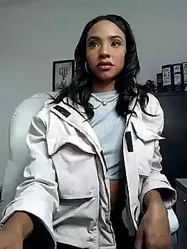 xenia_golden on StripChat 