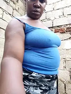Xtra_bootie on StripChat 